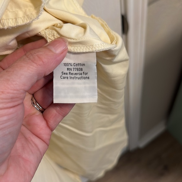 J. Peterman Light Yellow Sleeveless Shirtwaist Button Down 100% Cotton Size 6 - Picture 11 of 12